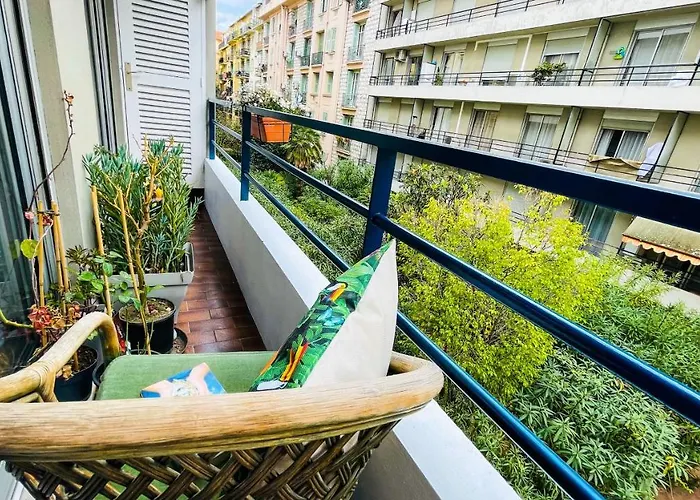 Apartment Elegant, Spacious, Central *